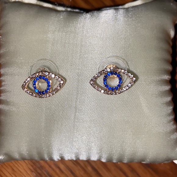 Jewelry - Evil eye custom made earrings